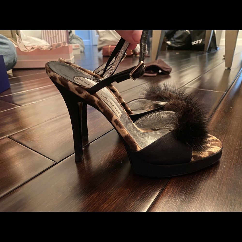 Dolce and Gabbana black heels